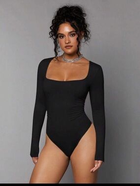 BAE Square Neck Slim Fit Long Sleeve Bodysuit - Size L - BNWT